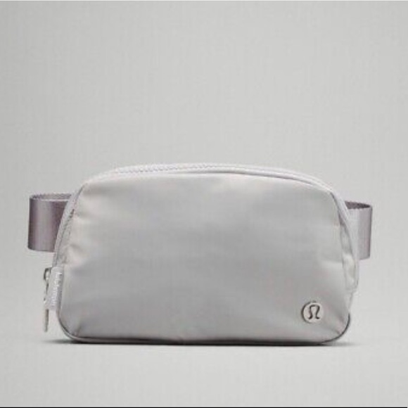 LULULEMON EVERYWHERE BELT BAG - Picture 3 of 15
